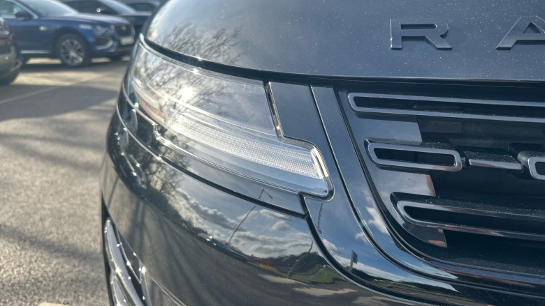 Land Rover Range Rover Evoque 2.0 D200 Edition 5dr Auto Diesel Hatchback